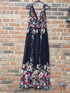 Ever Pretty Black Floral Wrap-Style Maxi Dress